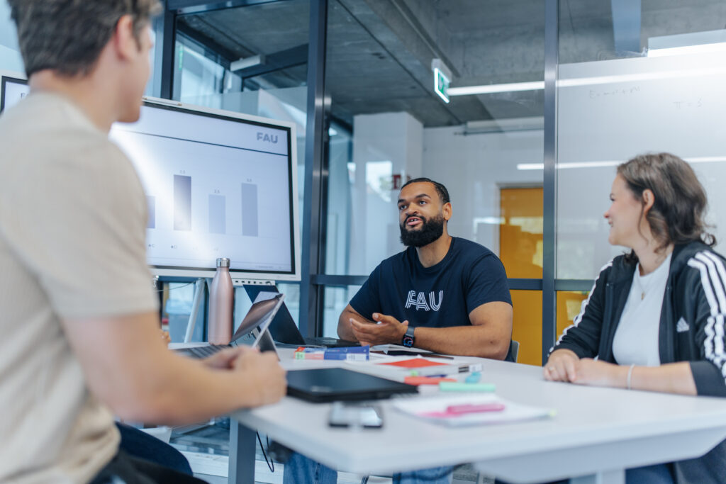 Bachelor & Master Thesis